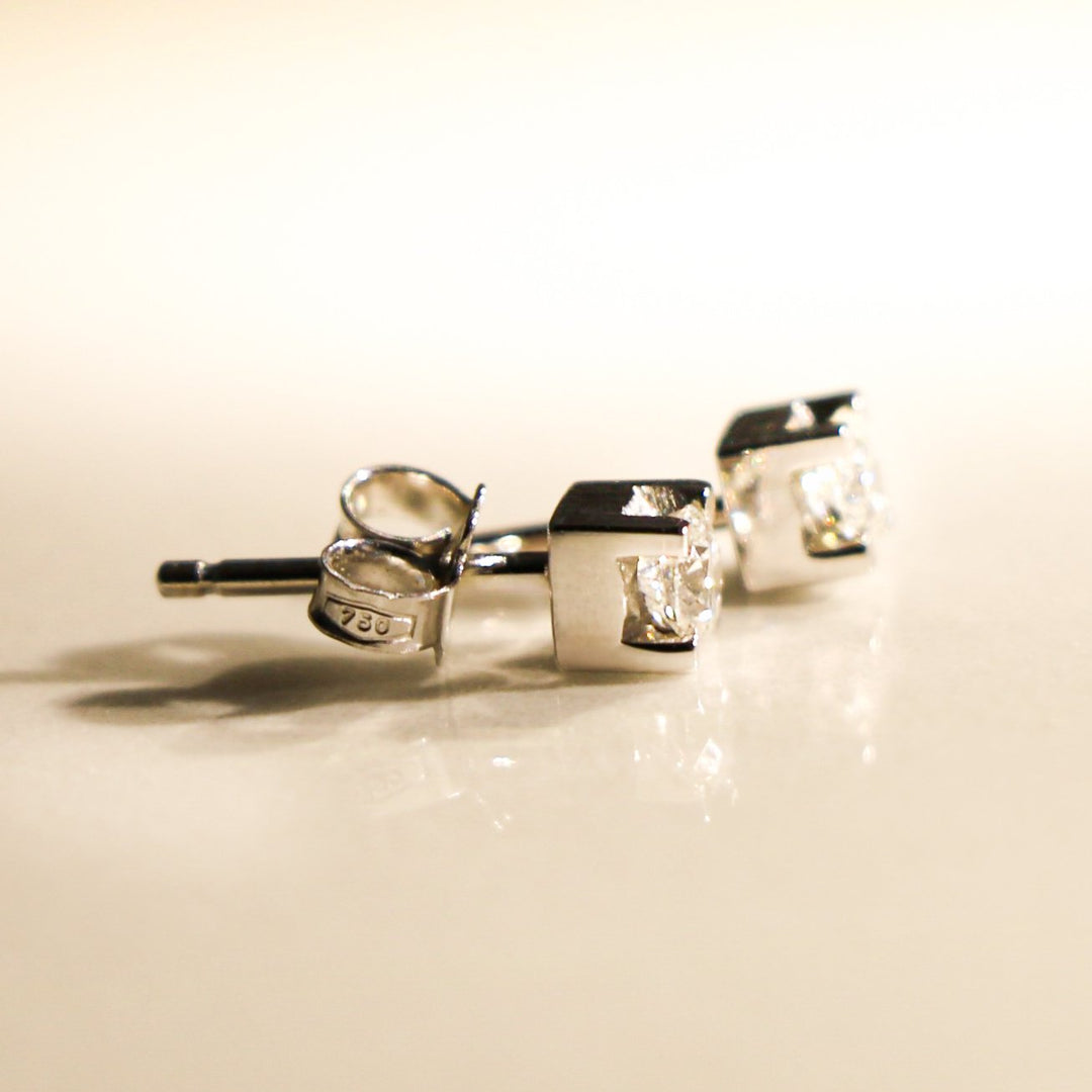 ORECCHINI PUNTO LUCE GRANDE MODELLO