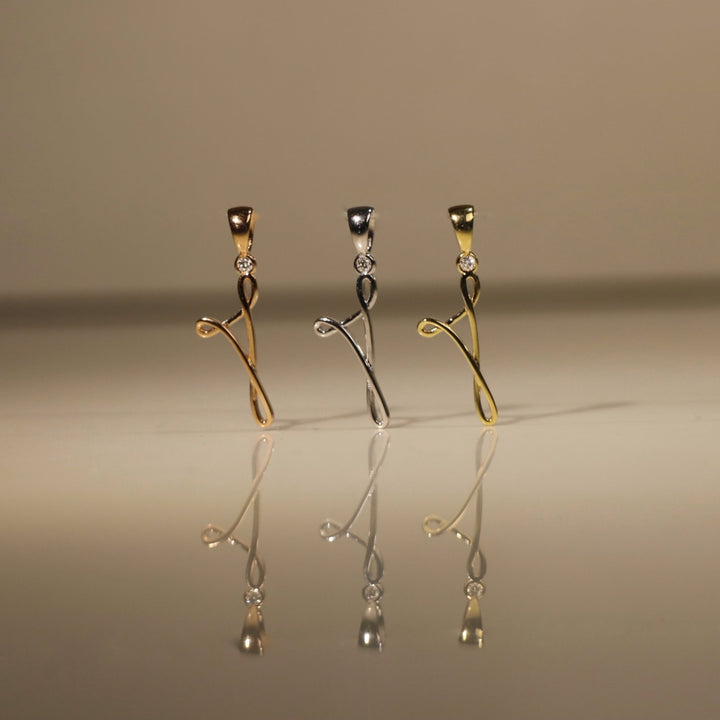 PENDENTE CORSA LEIA DIAMANTE ORO GIALLO