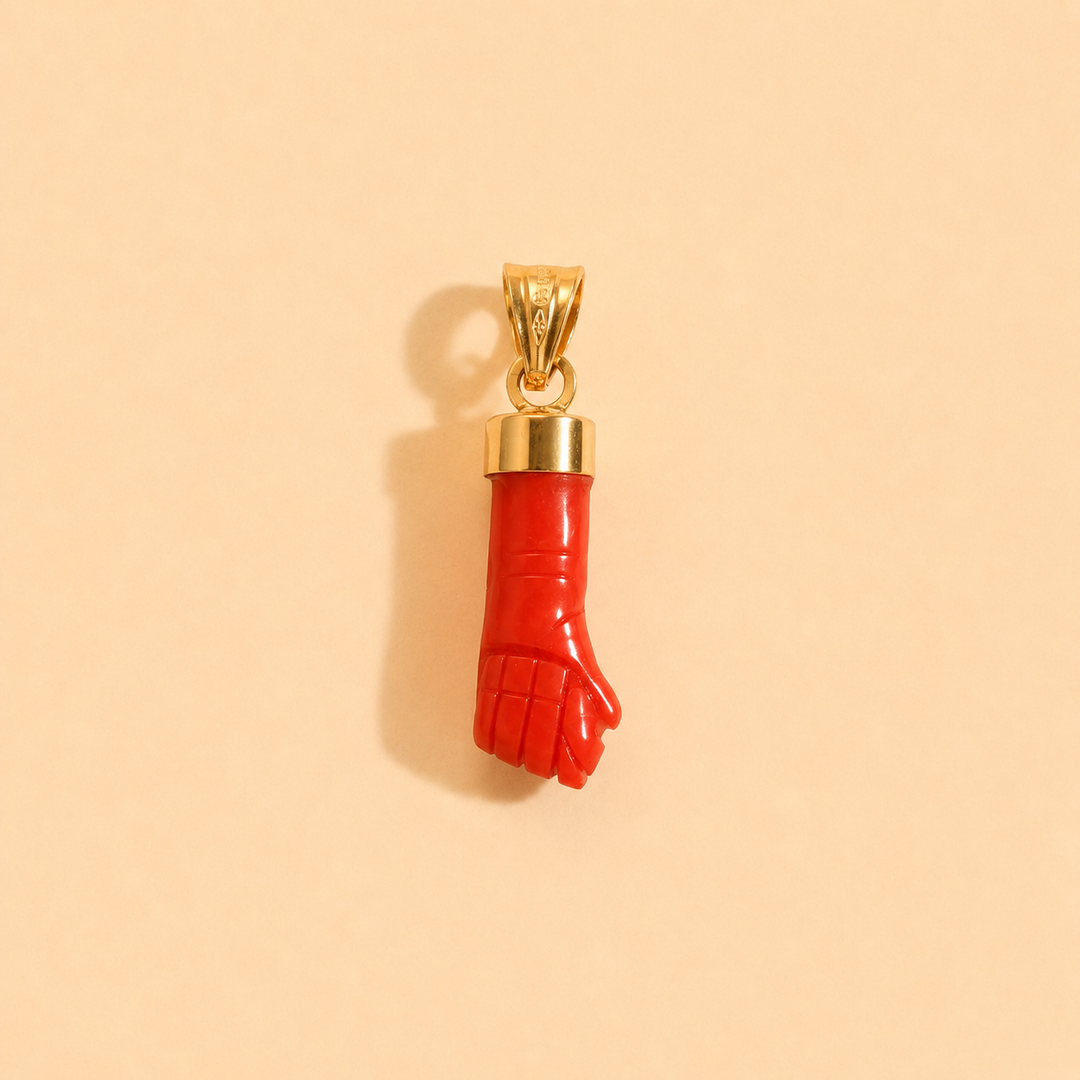 PENDENTE PUGNO CORALLO